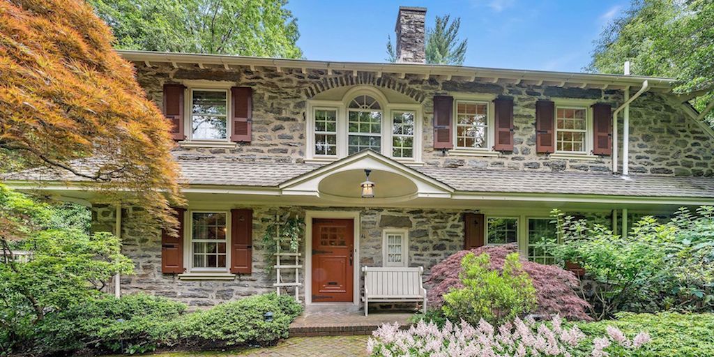 On the Market: Mount Airy Renovated Colonial House for Sale - Vimarsana News