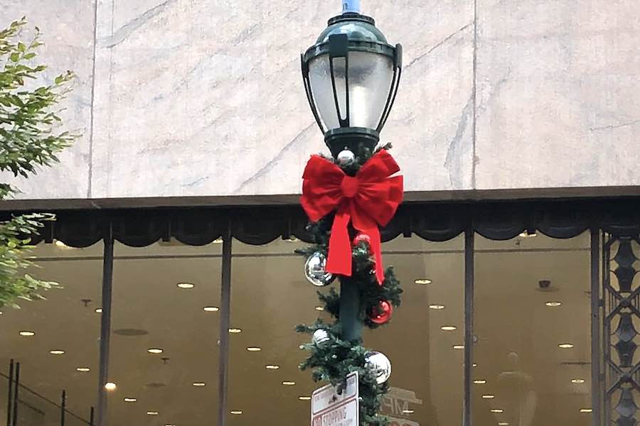 Holy Hell They're Putting Up Christmas Decorations in Philadelphia