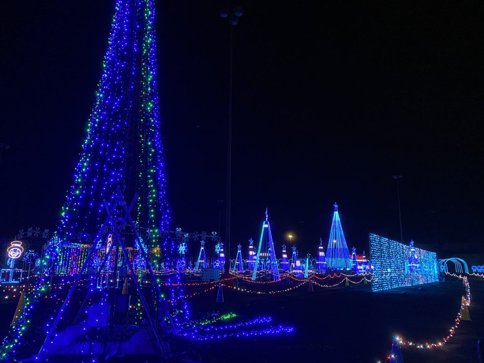 Things to do in South Jersey and Philly: Holiday light shows & crafts