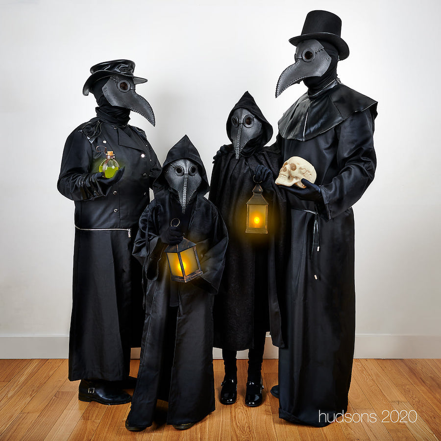philadelphia family in their halloween costumes