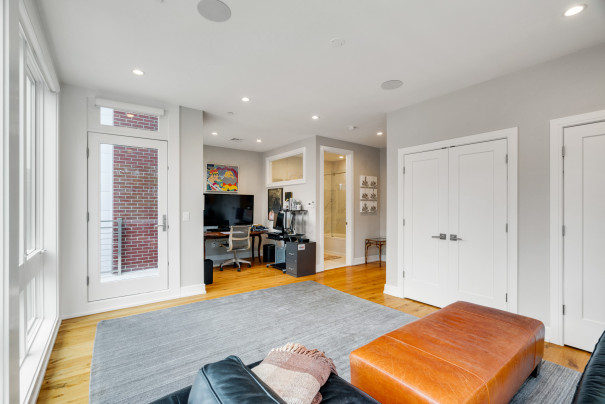 On the Market: Huge Logan Square Modern Townhouse for Sale