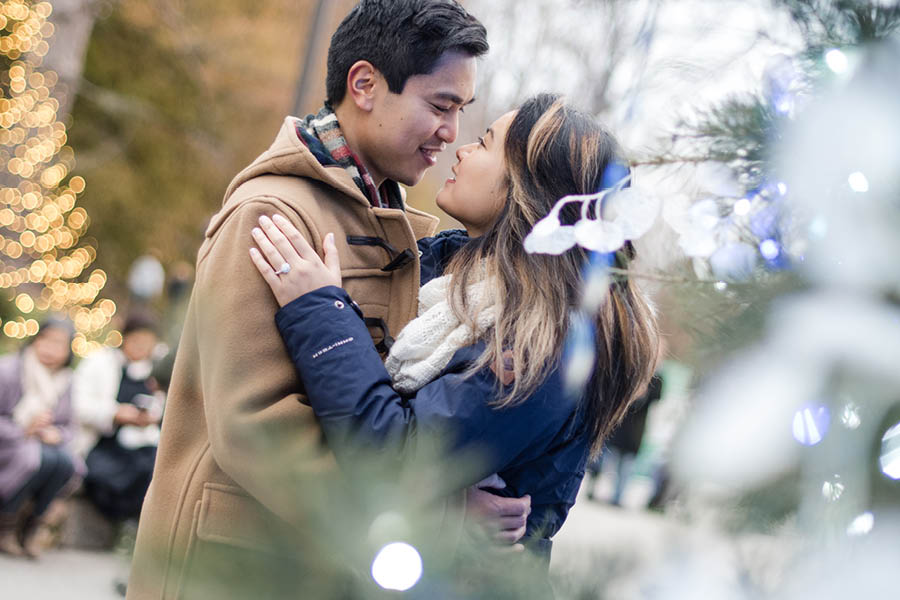 holiday engagement photos