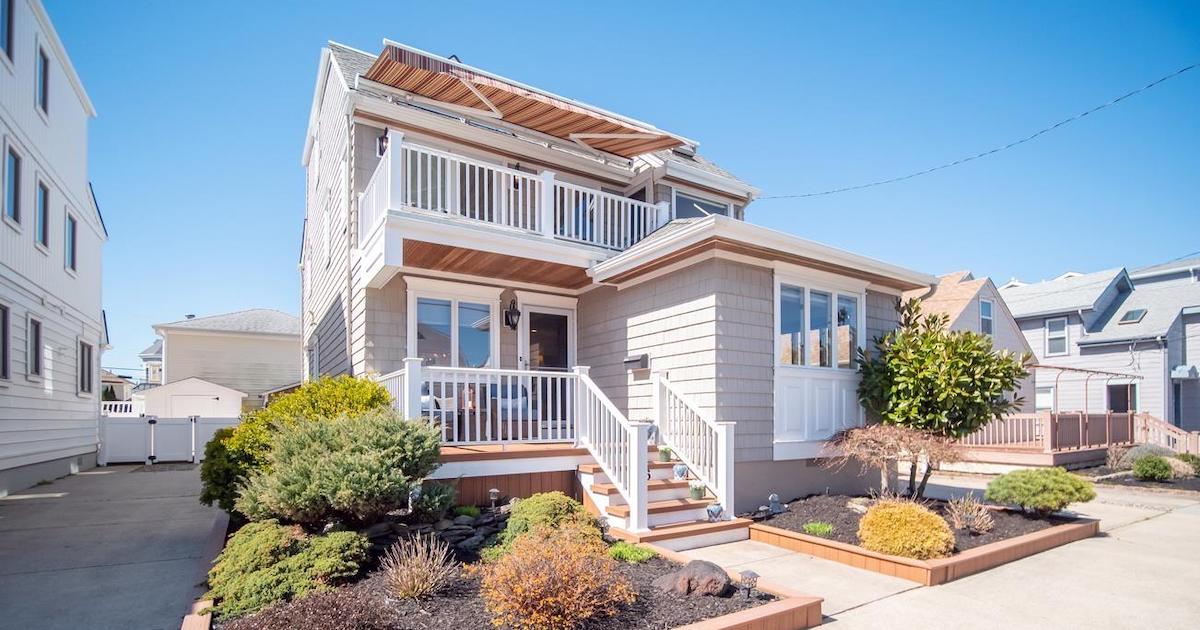 Just Listed at the Shore Renovated Margate House for Sale