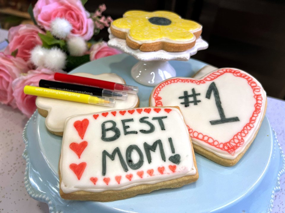 Mothers Day | LeAnne's Old Fashioned Cookies | LeAnne's Cookies |  Delicious, Cookie Gifts and Gift Baskets, uniquely designed for family,  friends, and business associates, feature lucious, delectible cookies for  your gift presentations