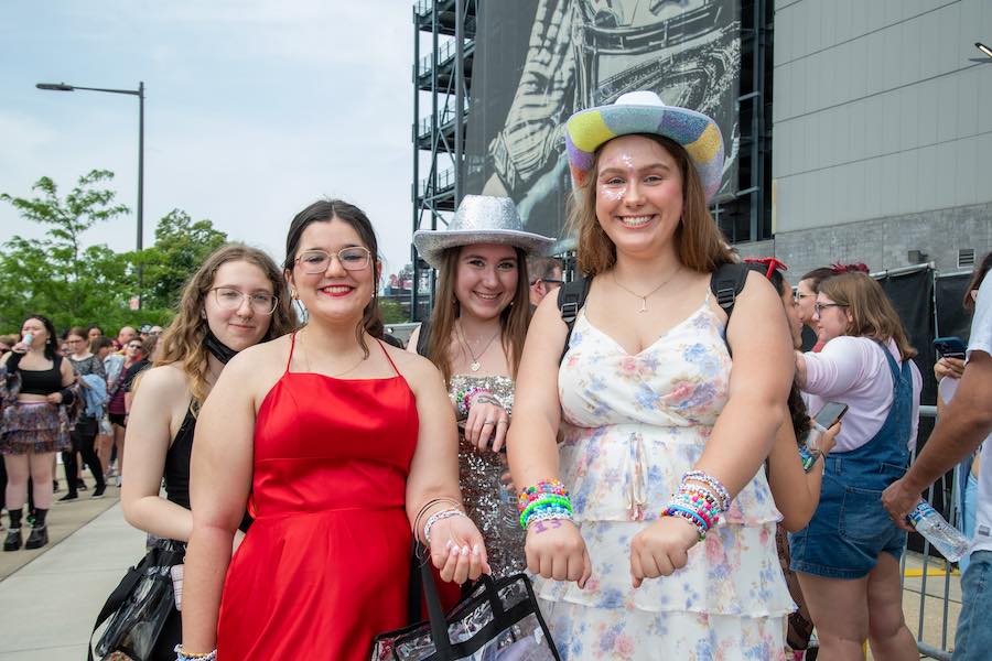 Photos: Taylor Swift and Her Closest Friends Take Philadelphia