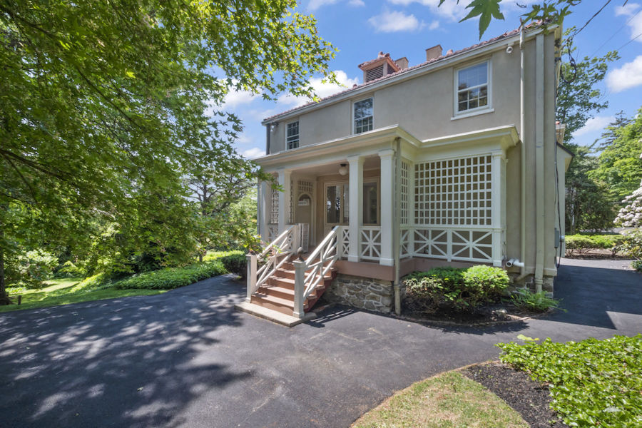 family room entrance