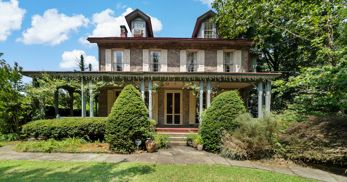 Just Listed: Historic Colonial In Germantown - TrendRadars