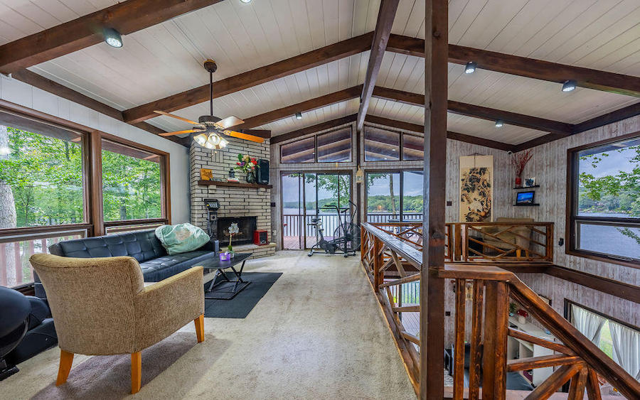 loft family room