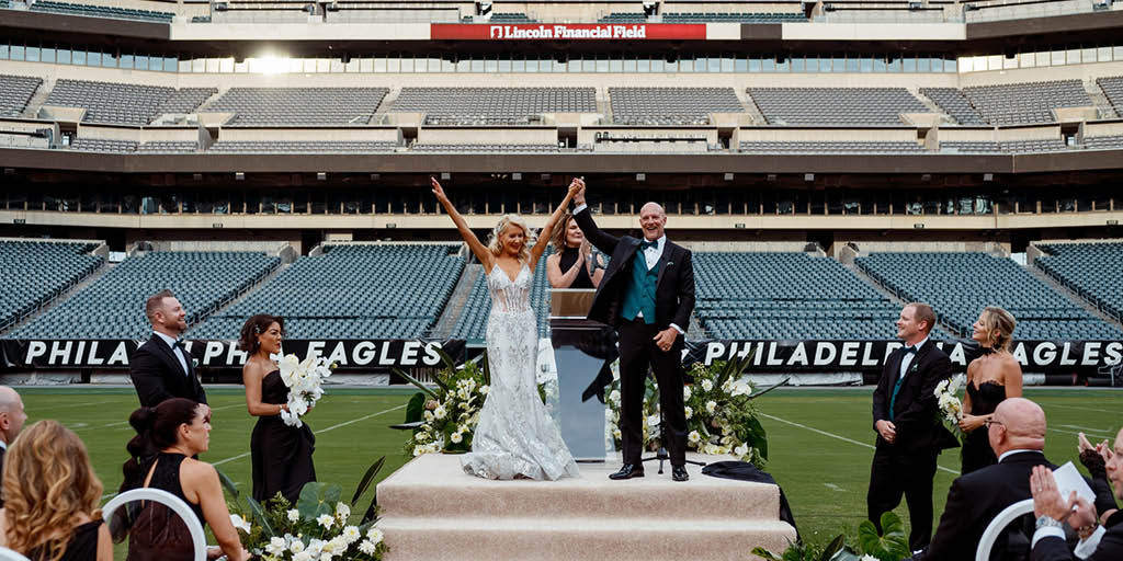 Eagles Insider Dave Spadaro's Lincoln Financial Field Wedding - Vimarsana News