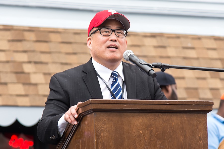 David Oh, who is running as a Republican for mayor of Philadelphia, just saw his 2011 Green Beret controversy resurface