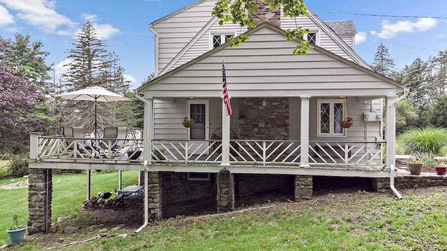 house for sale mount pocono cape cod side porch