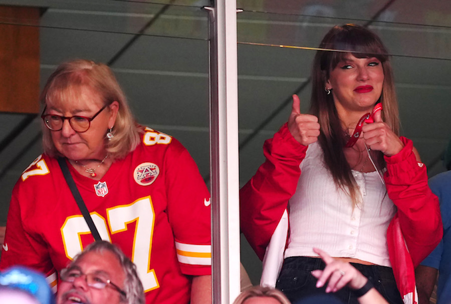 donna kelce and taylor swift watching Travis Kelce lead the Kansas City Chiefs to victory