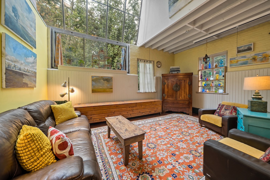 house for sale germantown carriage house living room