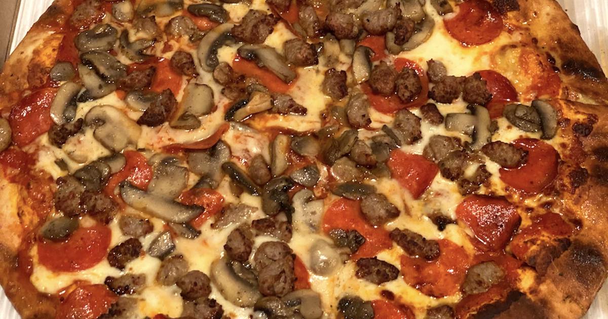 Wawa Pizza Reviews Show People Really Hate Wawa Pizza