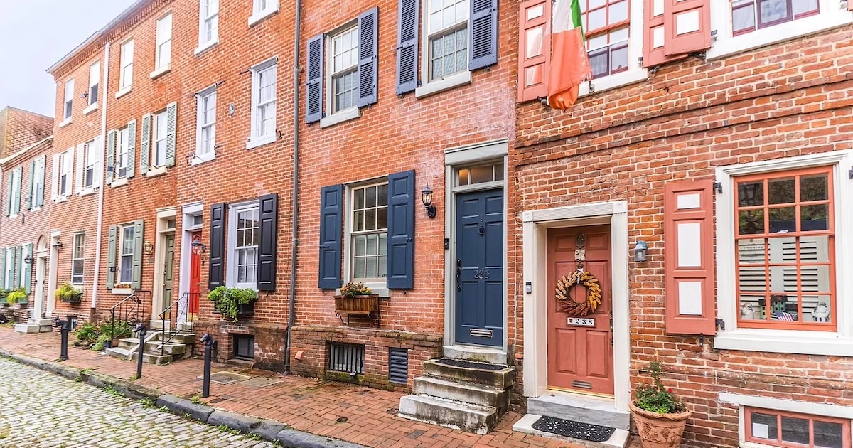 Society Hill Modern Expanded Trinity House for Sale