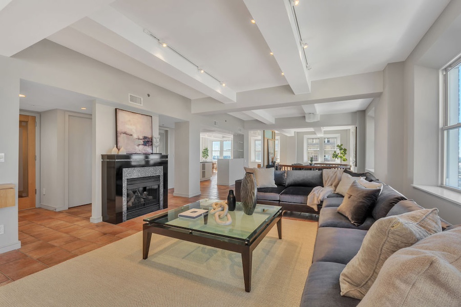 condo for sale rittenhouse square bi-level main living area