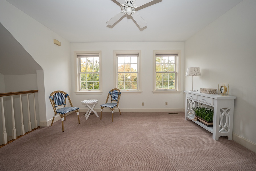 guest apartment living room