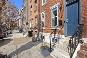 house for sale grad hospital renovated rowhouse front entrance