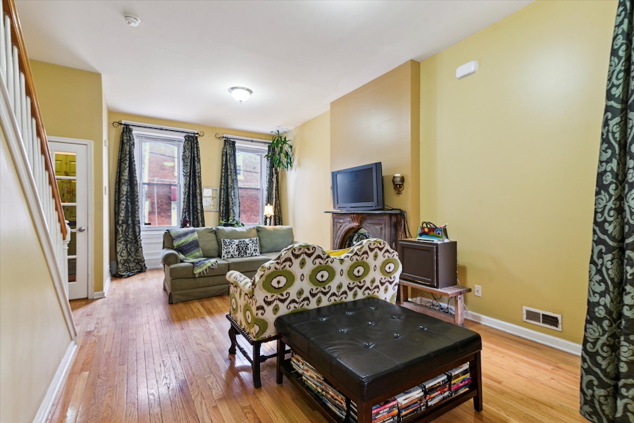 house for sale powelton village workingman's rowhouse living room