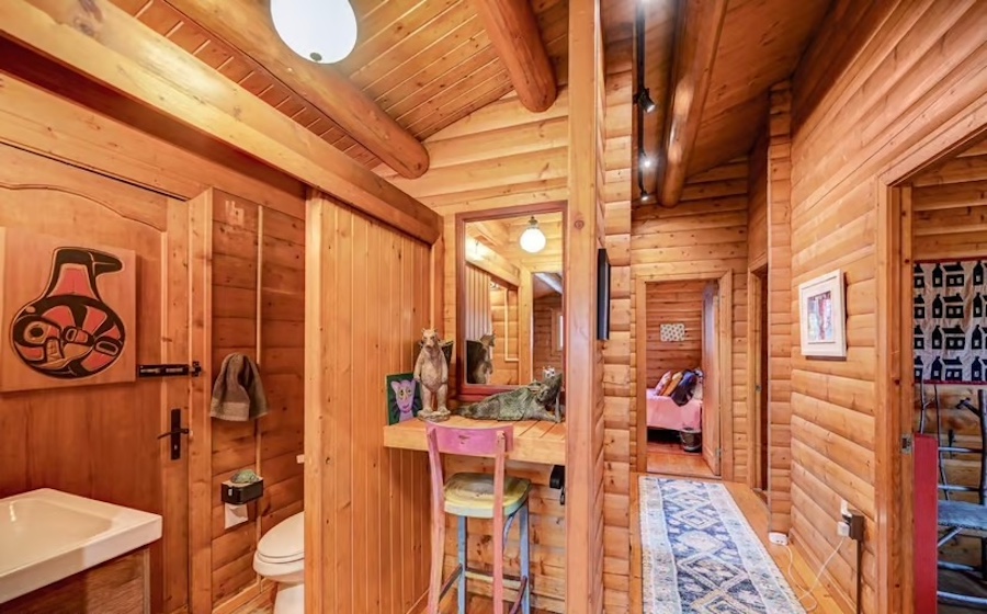 powder room and dressing table