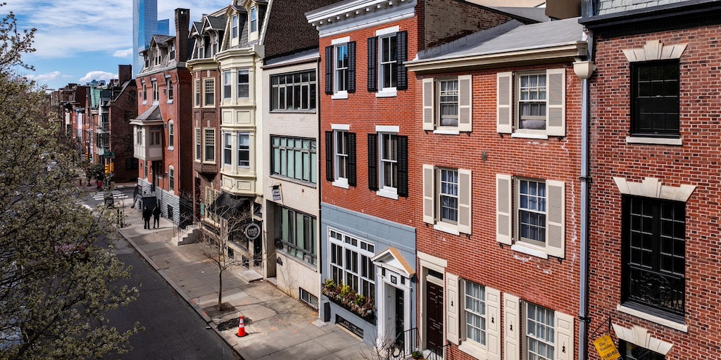 Rittenhouse Square Upside-Down Modern Townhouse for Sale - Vimarsana News