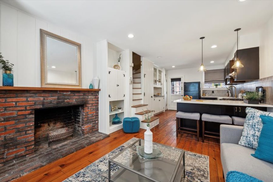 house for sale wash west updated extended trinity main floor