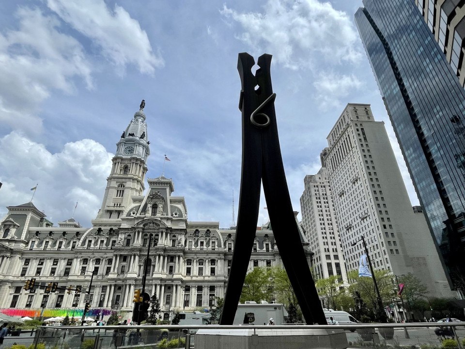 philadelphia clothespin statue sex in public