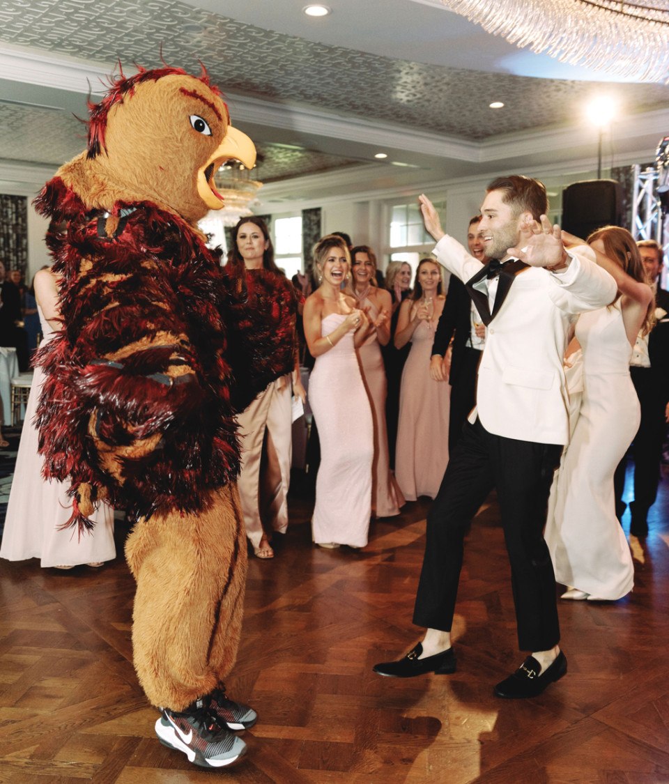 wedding mascot cameo