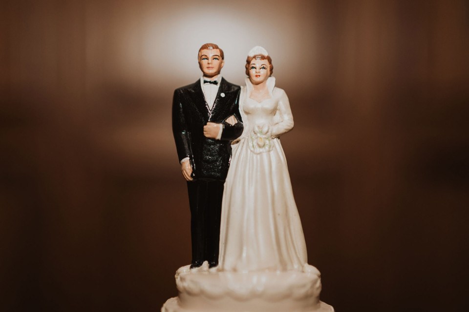 cake topper