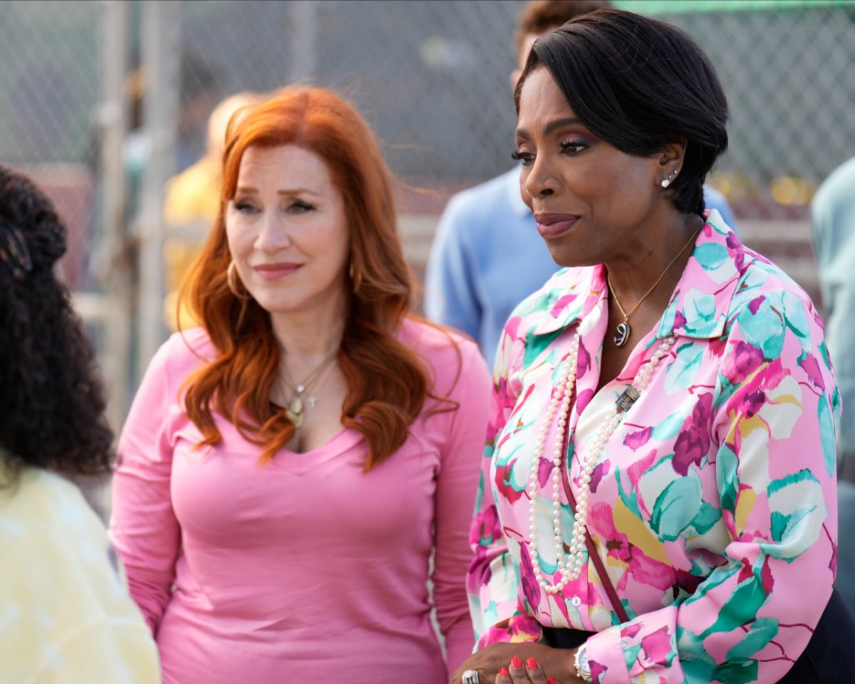 Lisa Ann Walter and Sheryl Lee Ralph on Abbott Elementary
