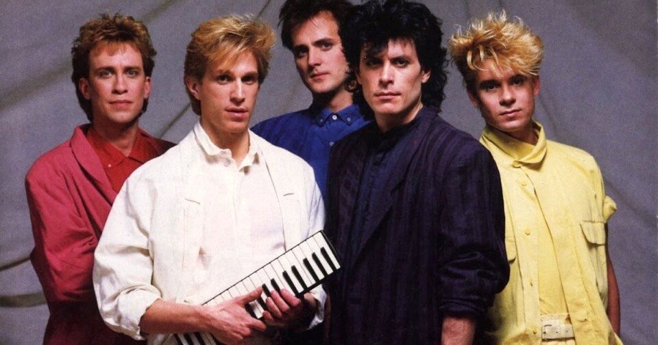 The Hooters in a 1985 promotional image, the same year they played at JFK Stadium in Philadelphia for Live Aid