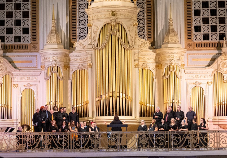 wanamaker building organ pipe up