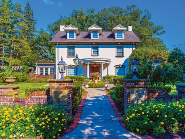 Living in Haddonfield: A Neighborhood Guide