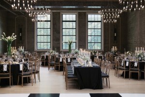 black and white wedding decor