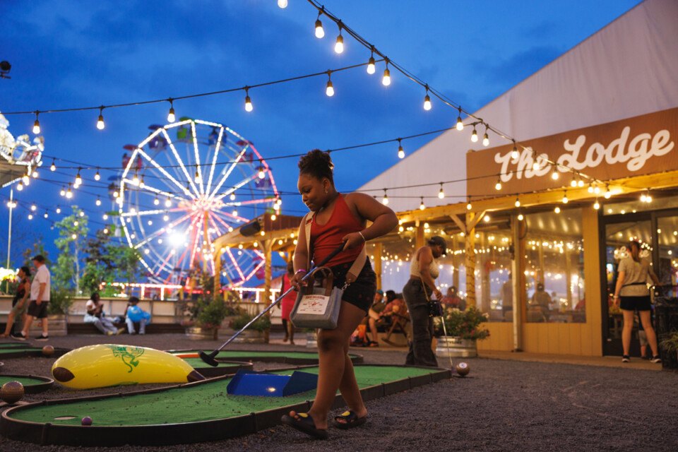 philadelphia delaware river waterfront riverrink summerfest