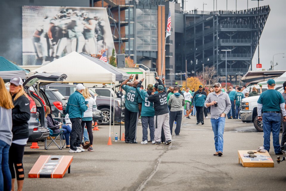 eagles tailgate wedding