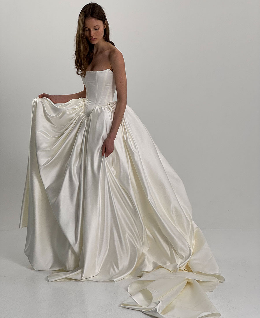 gown