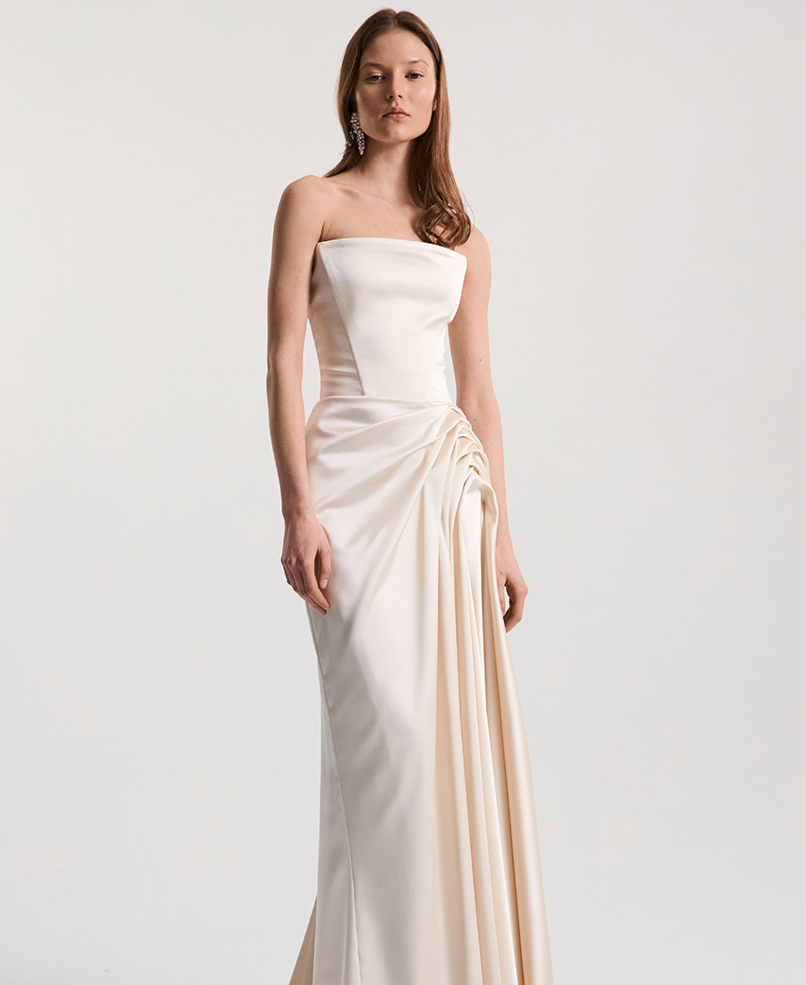gown